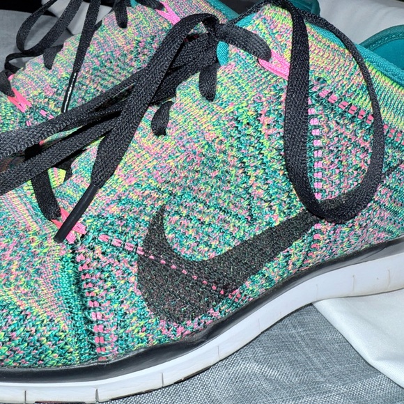Nike free TR flyknit 5.0, 9.5 - Picture 5 of 9